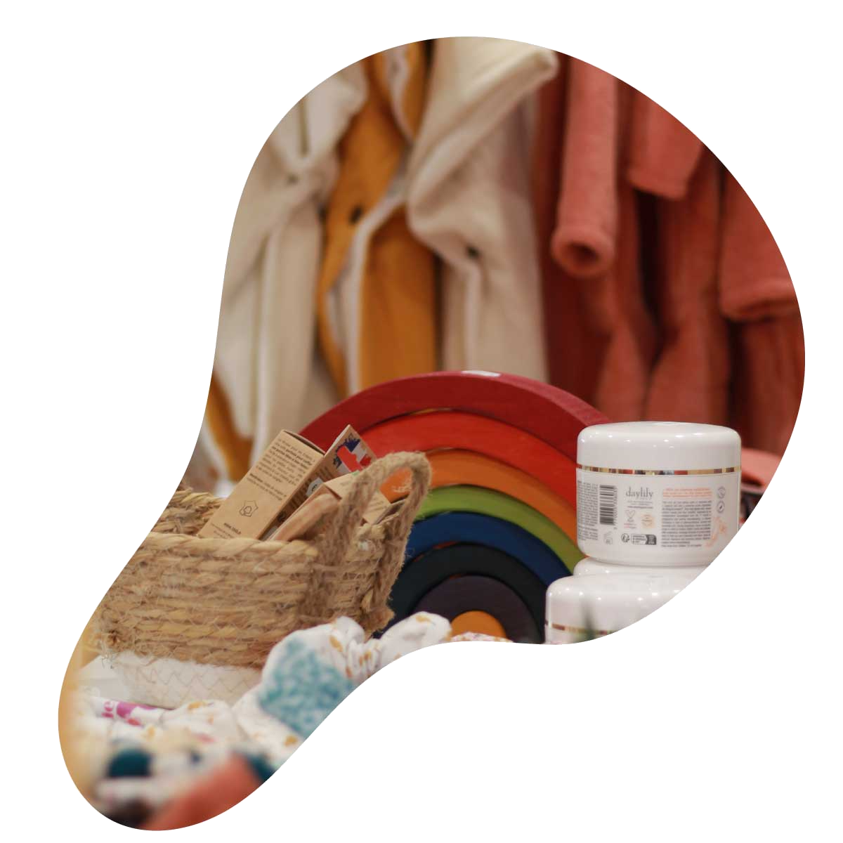BOUTIQUE-3-1 BOUTIQUE-3-1